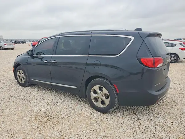 2C4RC1EG8HR771852 2017 CHRYSLER PACIFICA - Image 2