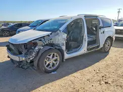 2C4RC1EG8HR782267 2017 CHRYSLER PACIFICA