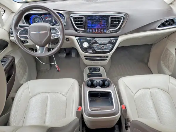 2C4RC1EG8HR796380 2017 CHRYSLER PACIFICA - Image 8