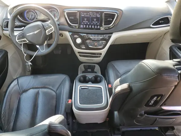 2C4RC1EG8HR804039 2017 CHRYSLER PACIFICA - Image 8