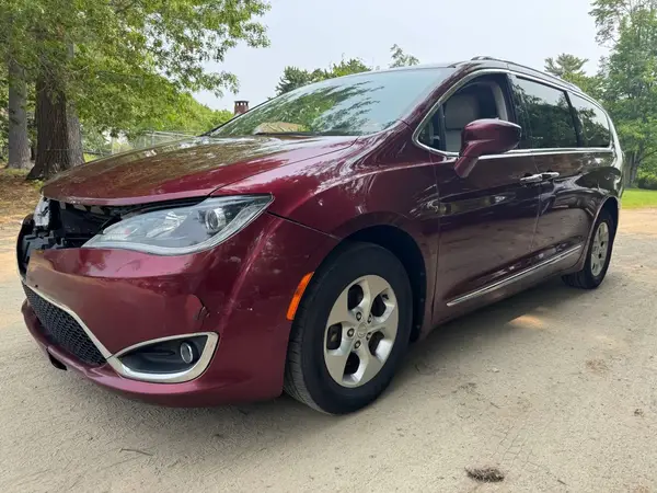 2C4RC1EG8HR804297 2017 CHRYSLER PACIFICA - Image 2