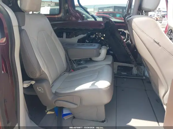 2C4RC1EG8HR833444 2017 CHRYSLER PACIFICA - Image 8