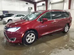 2C4RC1EG8HR839843 2017 CHRYSLER PACIFICA