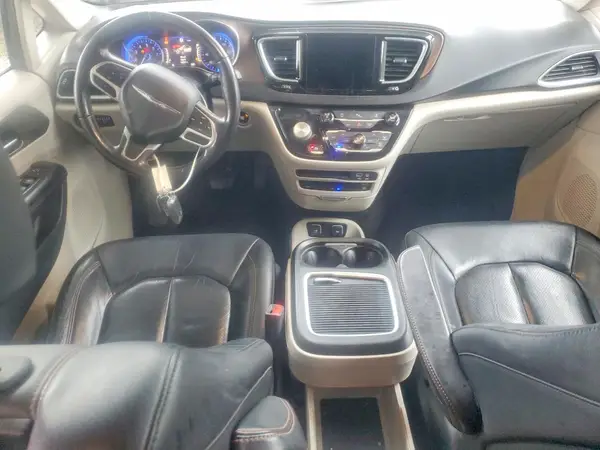 2C4RC1EG8JR103085 2018 CHRYSLER PACIFICA - Image 8