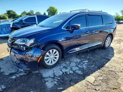 2C4RC1EG8JR104141 2018 CHRYSLER PACIFICA