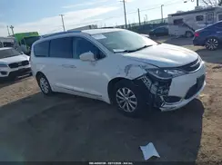 2C4RC1EG8JR108478 2018 CHRYSLER PACIFICA