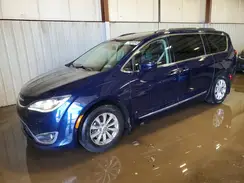 2C4RC1EG8JR108562 2018 CHRYSLER PACIFICA