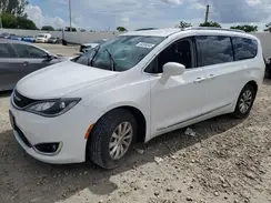 2C4RC1EG8JR109906 2018 CHRYSLER PACIFICA