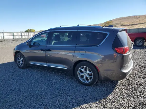2C4RC1EG8JR114782 2018 CHRYSLER PACIFICA - Image 2