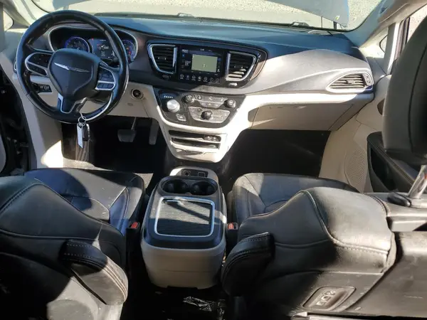 2C4RC1EG8JR114782 2018 CHRYSLER PACIFICA - Image 8