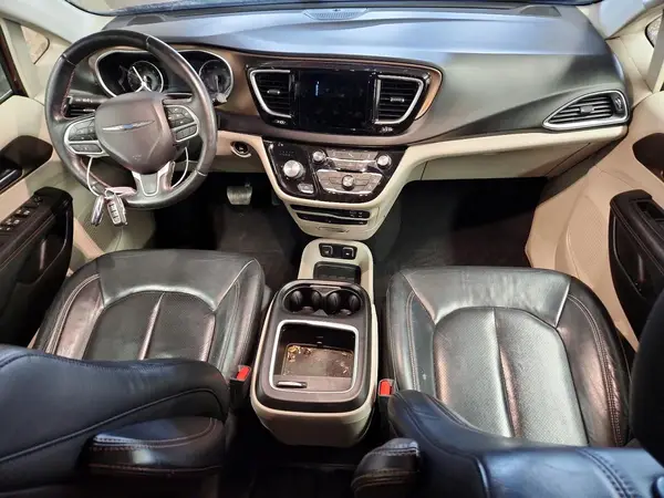 2C4RC1EG8JR132165 2018 CHRYSLER PACIFICA - Image 8