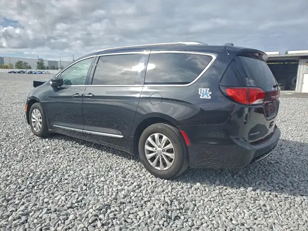 2C4RC1EG8JR188865 2018 CHRYSLER PACIFICA - Image 2