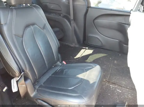 2C4RC1EG8JR188896 2018 CHRYSLER PACIFICA - Image 8