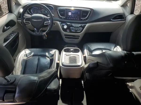 2C4RC1EG8JR194505 2018 CHRYSLER PACIFICA - Image 8