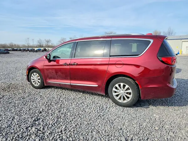 2C4RC1EG8JR204756 2018 CHRYSLER PACIFICA - Image 2