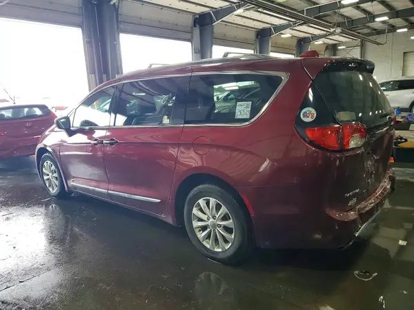 2C4RC1EG8JR214431 2018 CHRYSLER PACIFICA - Image 2