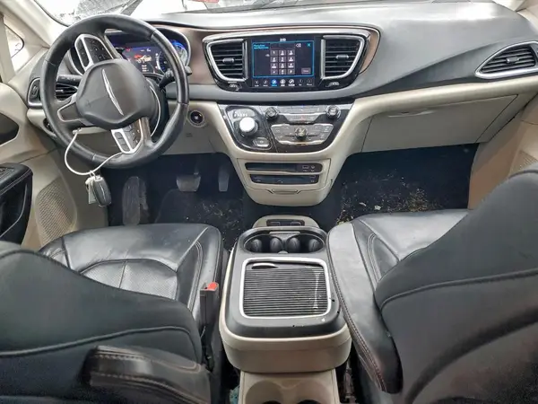 2C4RC1EG8JR235392 2018 CHRYSLER PACIFICA - Image 8