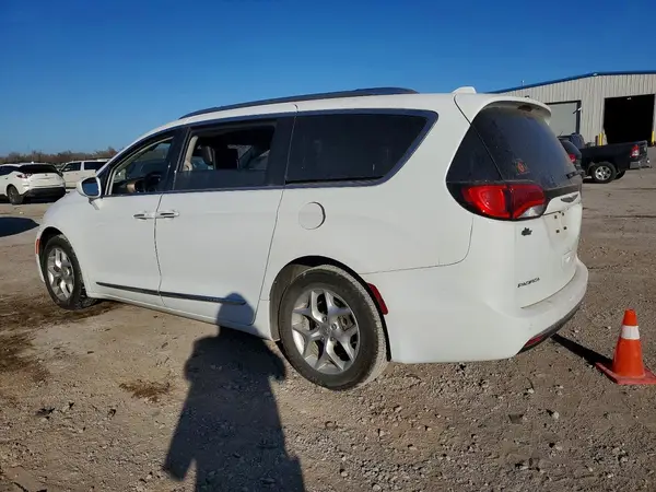 2C4RC1EG8JR291848 2018 CHRYSLER PACIFICA - Image 2