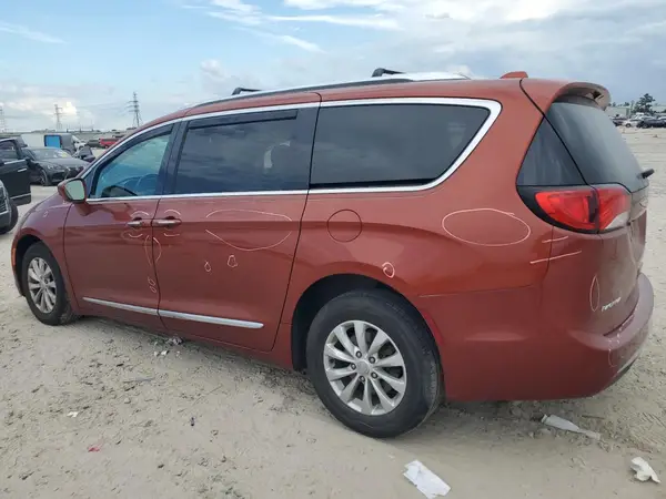 2C4RC1EG8JR294104 2018 CHRYSLER PACIFICA - Image 2