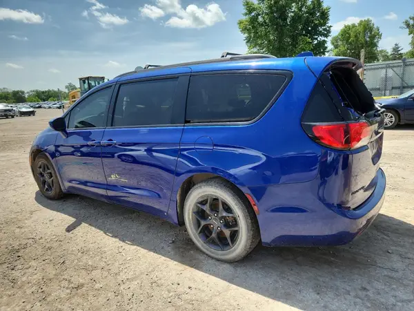 2C4RC1EG8JR306011 2018 CHRYSLER PACIFICA - Image 2