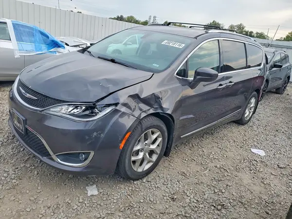 2C4RC1EG8JR315193 2018 CHRYSLER PACIFICA - Image 1