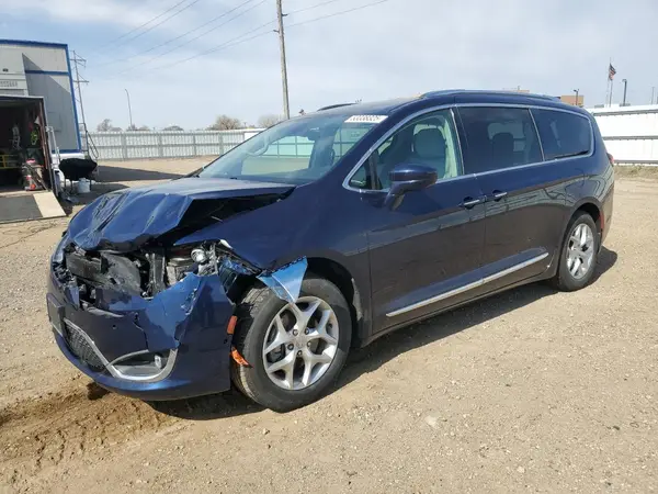 2C4RC1EG8JR315856 2018 CHRYSLER PACIFICA - Image 1