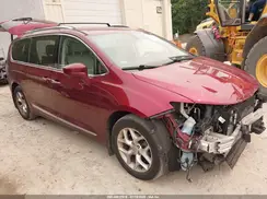 2C4RC1EG8JR322032 2018 CHRYSLER PACIFICA