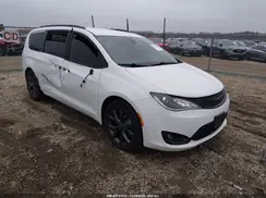 2C4RC1EG8JR338070 2018 CHRYSLER PACIFICA