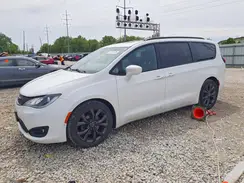 2C4RC1EG8JR351997 2018 CHRYSLER PACIFICA