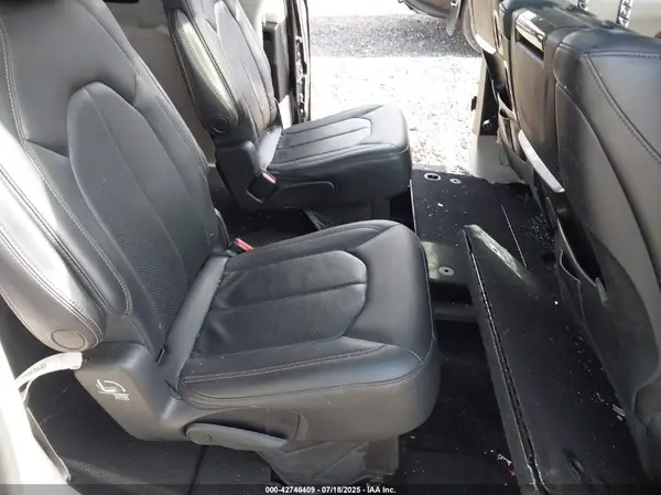 2C4RC1EG8JR355998 2018 CHRYSLER PACIFICA - Image 8