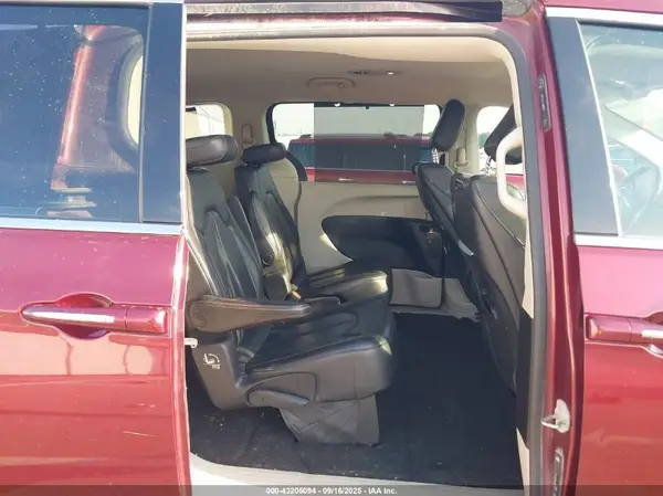 2C4RC1EG8KR506825 2019 CHRYSLER PACIFICA - Image 8