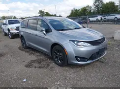 2C4RC1EG8KR574882 2019 CHRYSLER PACIFICA