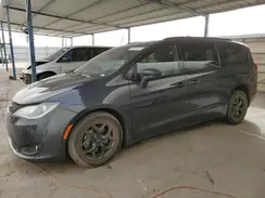 2C4RC1EG8KR605239 2019 CHRYSLER PACIFICA