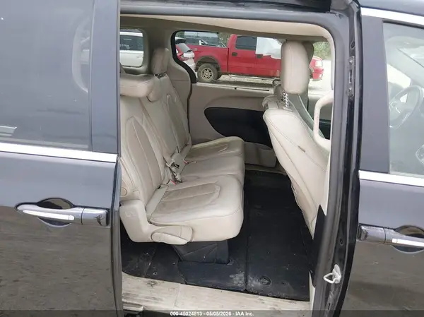 2C4RC1EG8KR681432 2019 CHRYSLER PACIFICA - Image 8