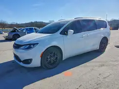 2C4RC1EG8KR705535 2019 CHRYSLER PACIFICA