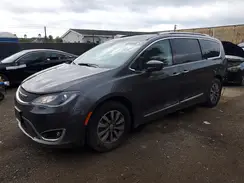 2C4RC1EG8KR738325 2019 CHRYSLER PACIFICA