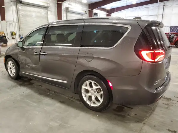 2C4RC1EG8LR103767 2020 CHRYSLER PACIFICA - Image 2