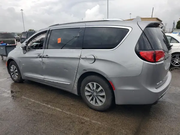 2C4RC1EG8LR158736 2020 CHRYSLER PACIFICA - Image 2