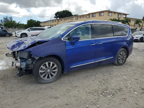 2C4RC1EG8LR172944 2020 CHRYSLER PACIFICA