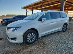 2C4RC1EG8LR223858 2020 CHRYSLER PACIFICA