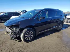 2C4RC1EG8LR234326 2020 CHRYSLER PACIFICA