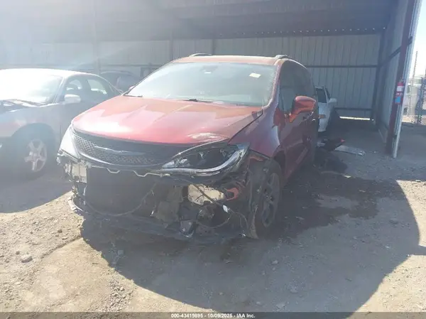 2C4RC1EG8LR239588 2020 CHRYSLER PACIFICA - Image 2