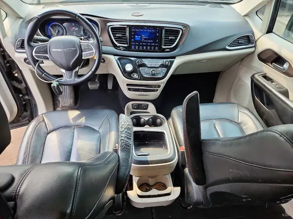 2C4RC1EG9HR510732 2017 CHRYSLER PACIFICA - Image 8