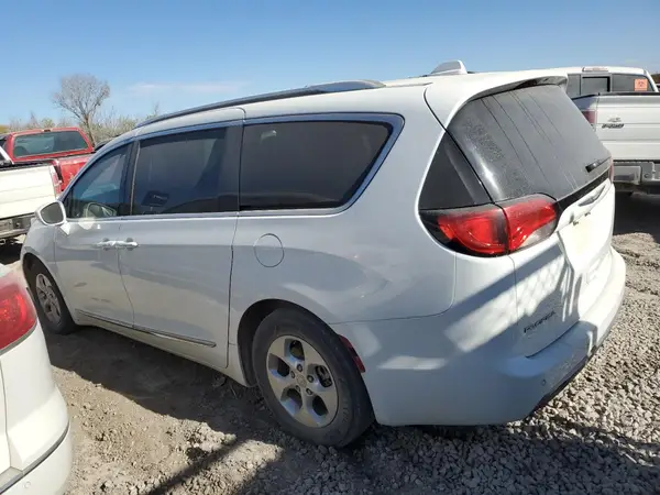 2C4RC1EG9HR520161 2017 CHRYSLER PACIFICA - Image 2