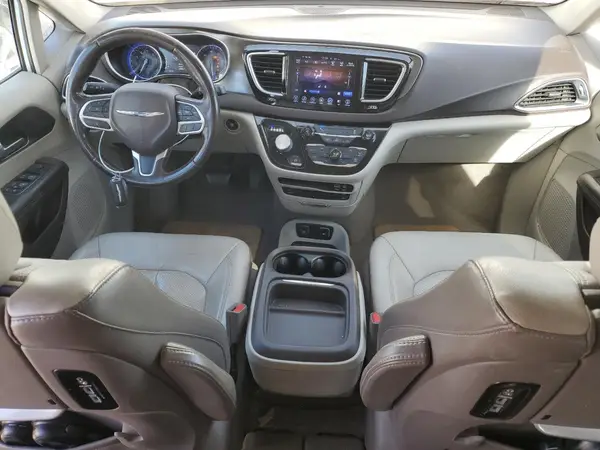 2C4RC1EG9HR520161 2017 CHRYSLER PACIFICA - Image 8