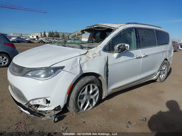 2C4RC1EG9HR533007 2017 CHRYSLER PACIFICA - Image 2