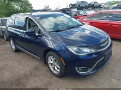 2C4RC1EG9HR534433 2017 CHRYSLER PACIFICA