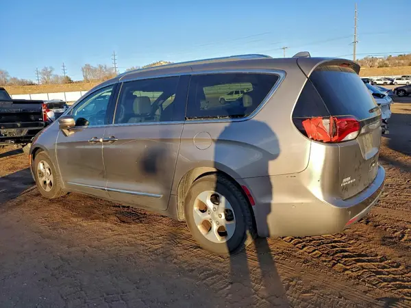 2C4RC1EG9HR537543 2017 CHRYSLER PACIFICA - Image 2