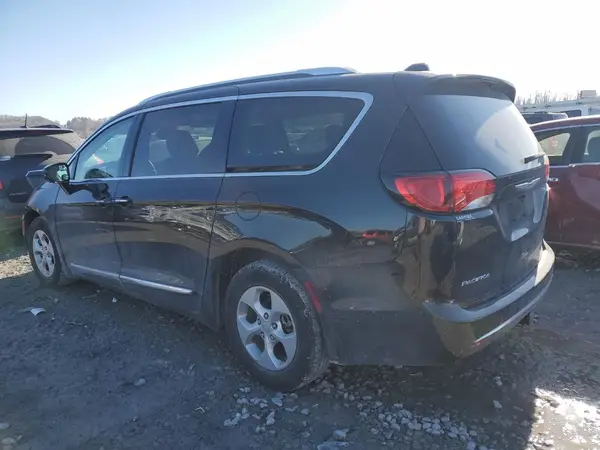 2C4RC1EG9HR538255 2017 CHRYSLER PACIFICA - Image 2