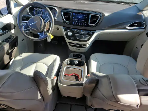 2C4RC1EG9HR538255 2017 CHRYSLER PACIFICA - Image 8